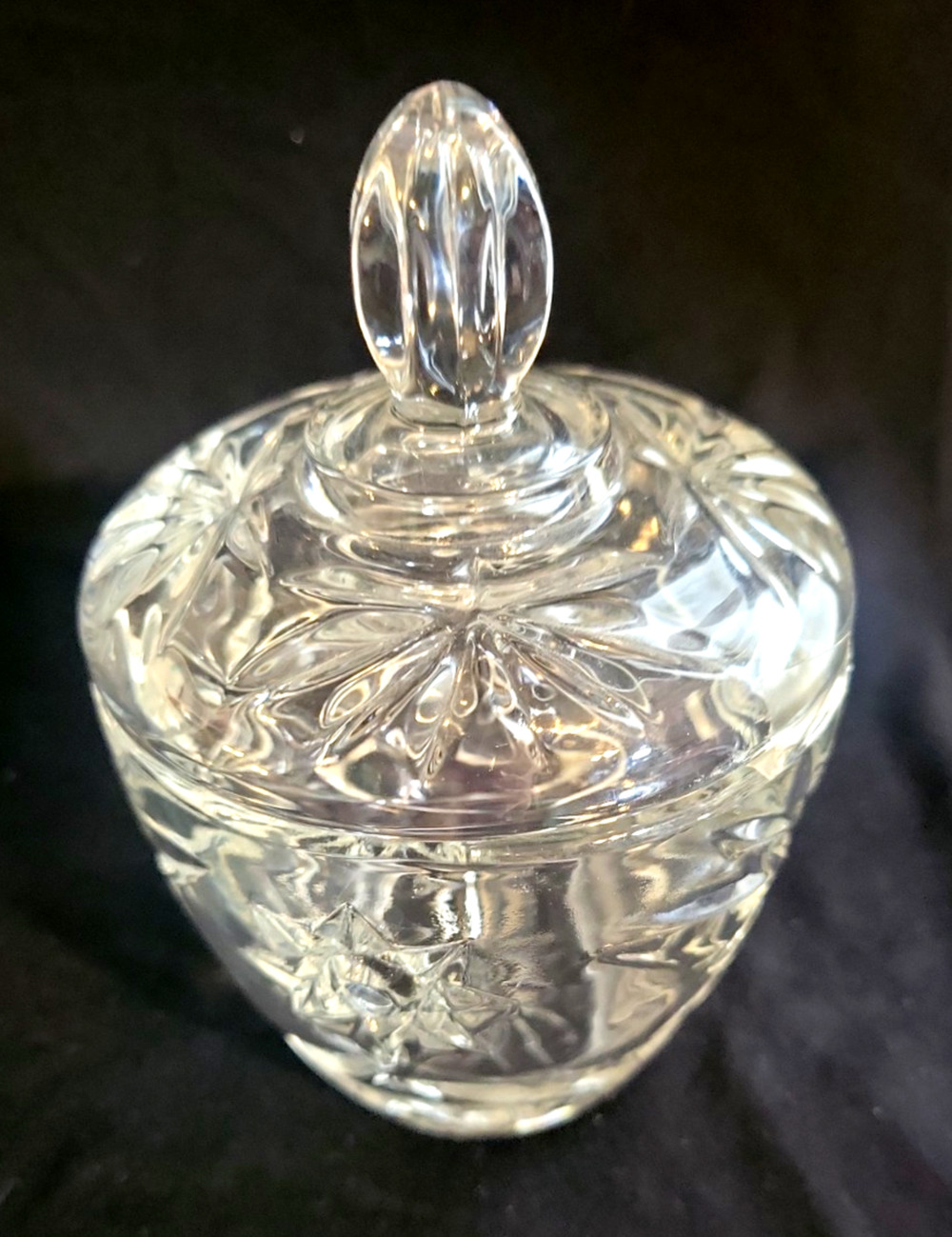 MINT VINTAGE ANCHOR HOCKING STARS EARLY AMERICAN PRESCUT STAR PATTERN SUGAR BOWL